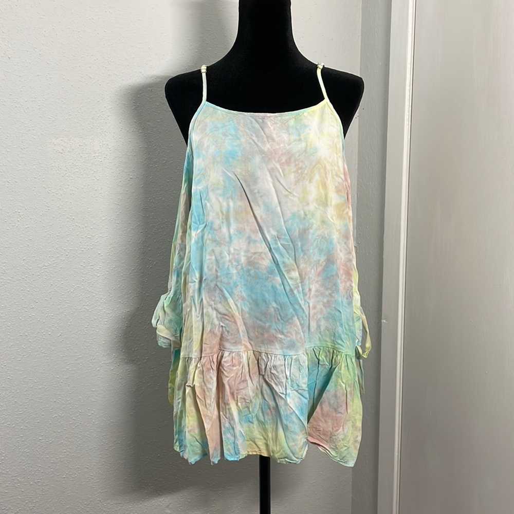Easel LA Open Shoulder Tye Dye Tunic
